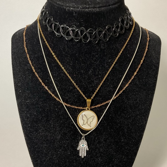 Assorted Jewelry Collection - Picture 5 of 9